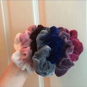 Scrunchies Set (7)